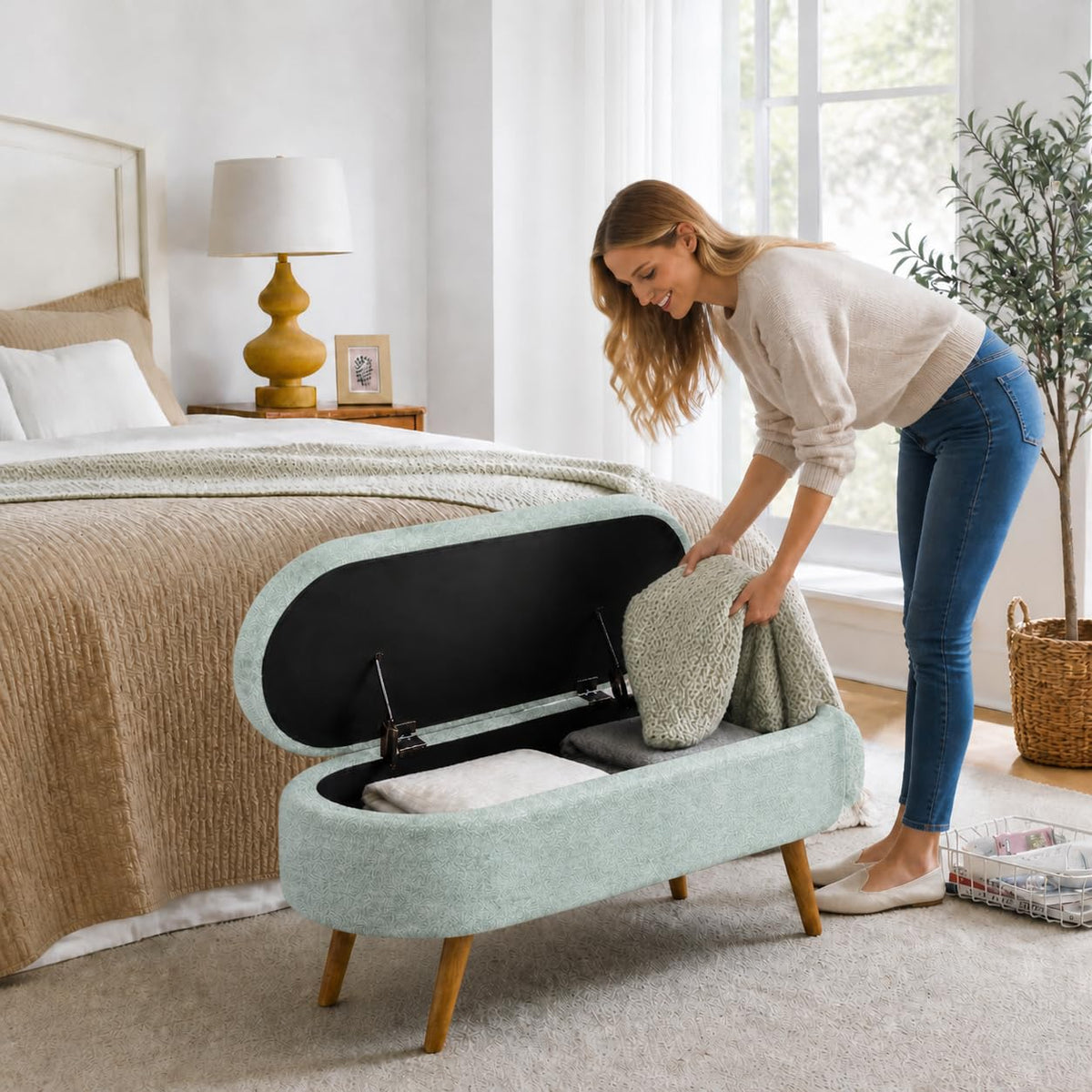 Cream Oval Boucle Storage Ottoman with Wooden Legs Y771